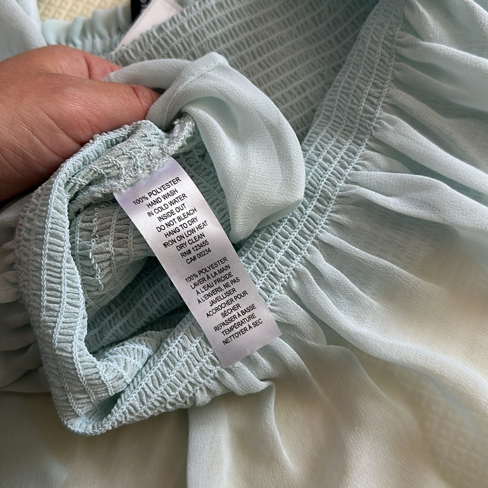 Design lab Baby Blue Ruffle Top. New - Picture 4 of 4